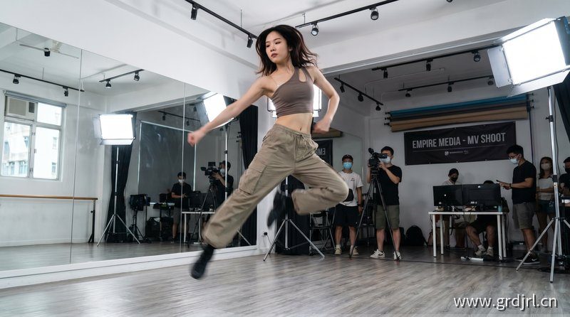 RNG vs T1 经典战役 EP7 | 王者电竞每日赛事高燃集锦 - 赛事高燃集锦封面